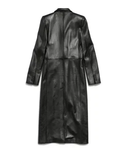 Women's Slim Coat in Black