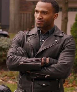 Ginny-amp-Georgia-Nathan-Mitchell-Jacket