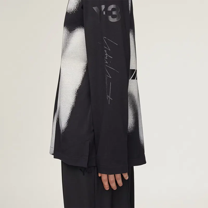Adidas Y-3 MERCEDES - AMG PETRONAS FORMULA 1 TEAM YOHJI GRAPHIC LONG SLEEVE TEE - Image 5