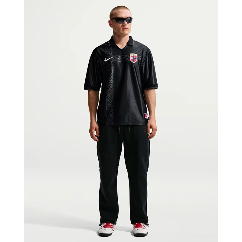 Men's Nike Norway Energy Short-Sleeve Top - Image 5