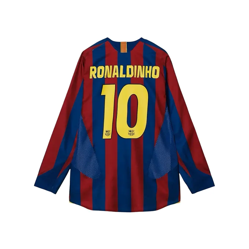 Nike FC Barcelona Re-Issue 2005/06 Ronaldinho #10 Home Jersey - Image 2