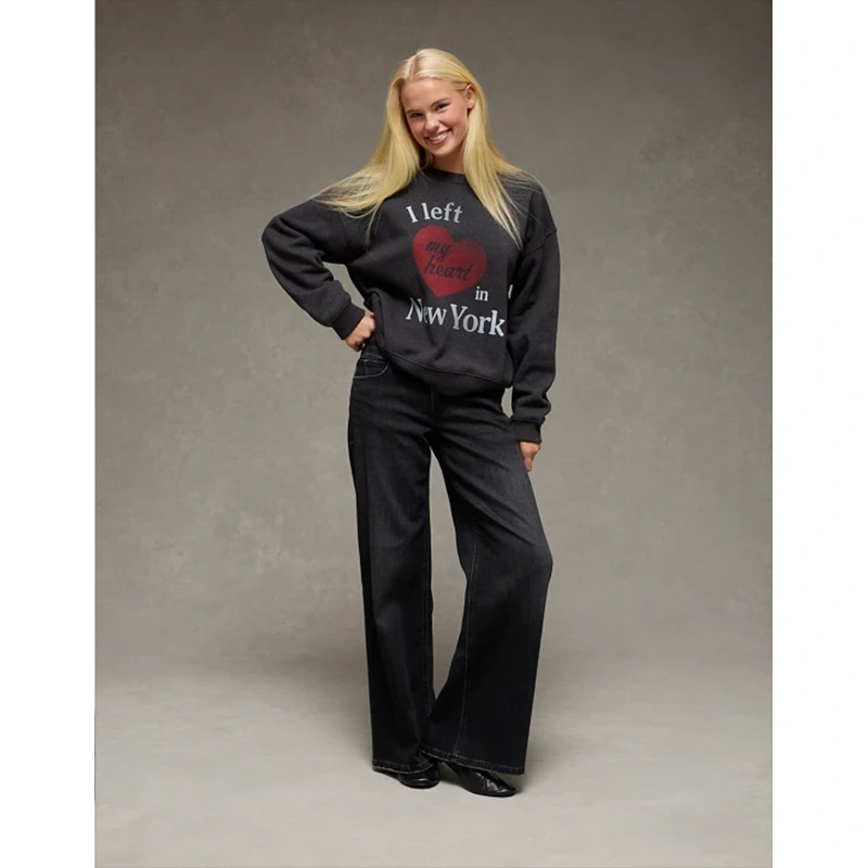 AE Valentine's Day Graphic Sweatshirt - Image 6