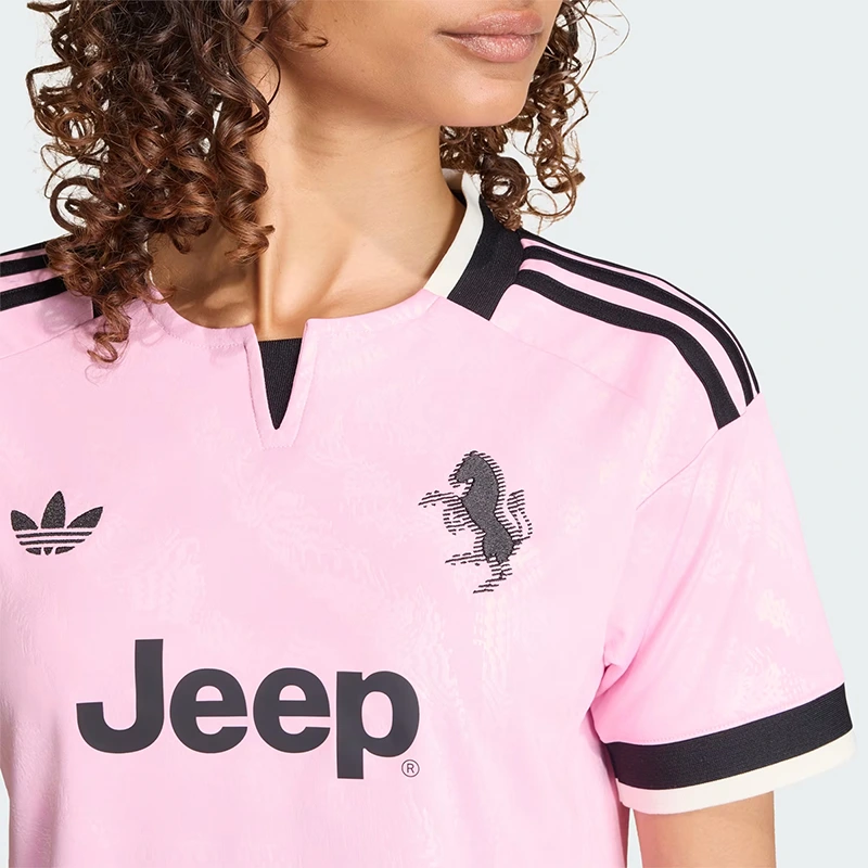 Adidas Juventus 26/27 Away Cropped Jersey - Image 3