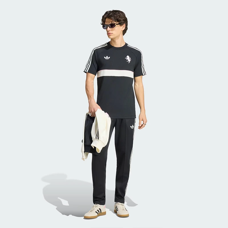 Adidas Juventus Turin OG T-Shirt - Image 4