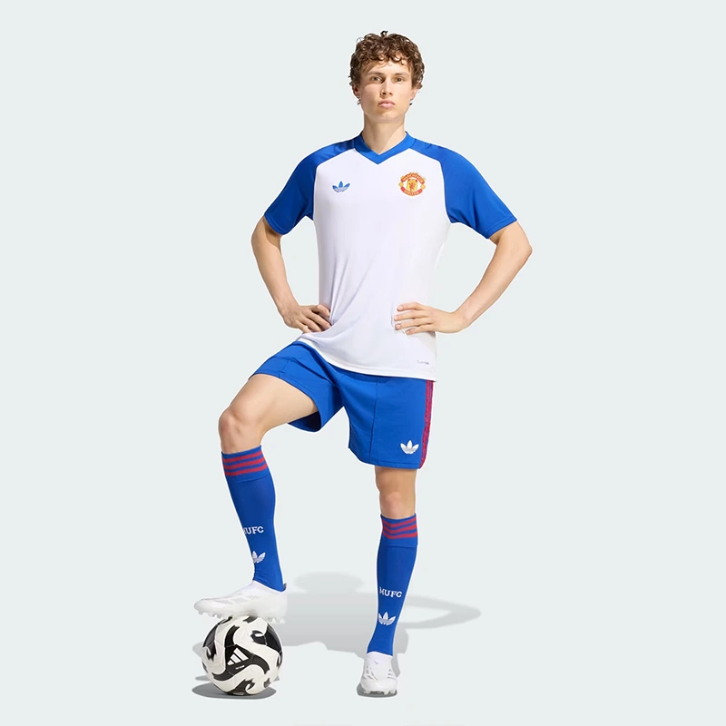 Adidas Manchester United 26/27 Pre Match Jersey - Image 5