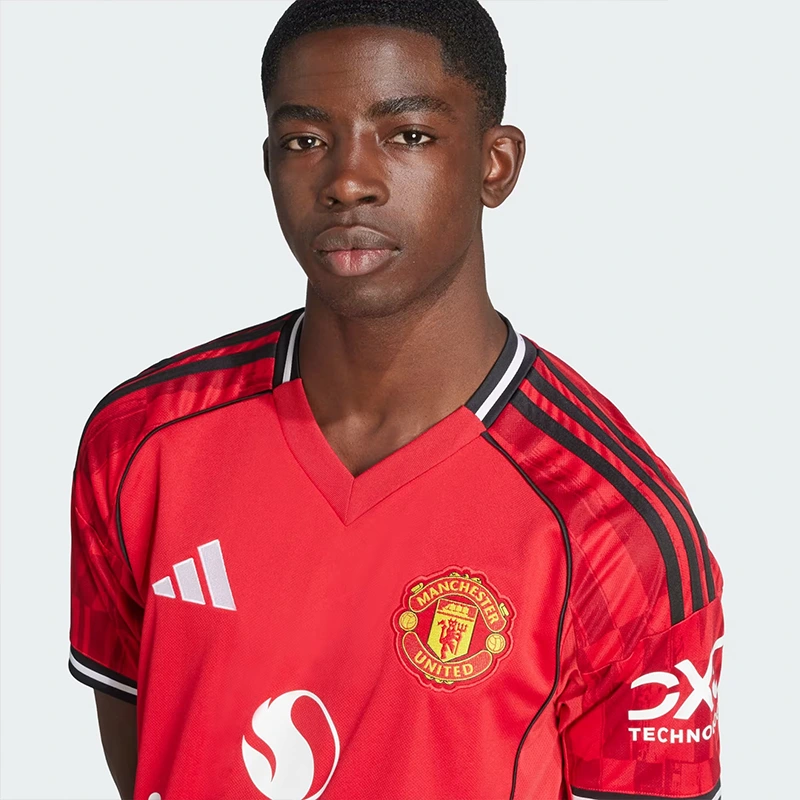Adidas Men's Manchester United 25/26 Home Jersey - Image 3