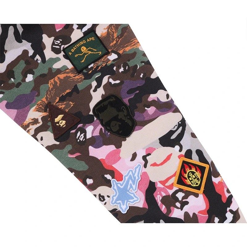BAPE Hybrid Camo Multi Badge Shark Relaxed Fit Full Zip Hoodie - Image 5