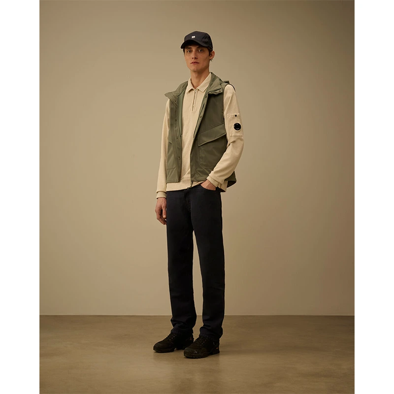 C.P. Company C.P. Shell-R Goggle Laurel Wreath Gilet - Image 7