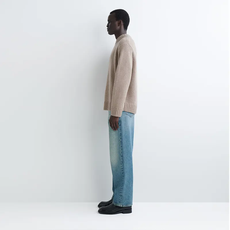 COS Cashmere Sweater - Image 4