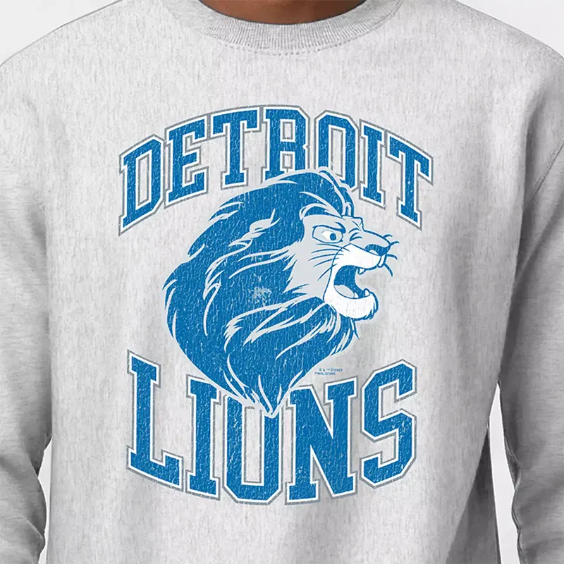 Champion NFL x Disney Simba Detroit Lions Pullover Sweatshirt - Image 3