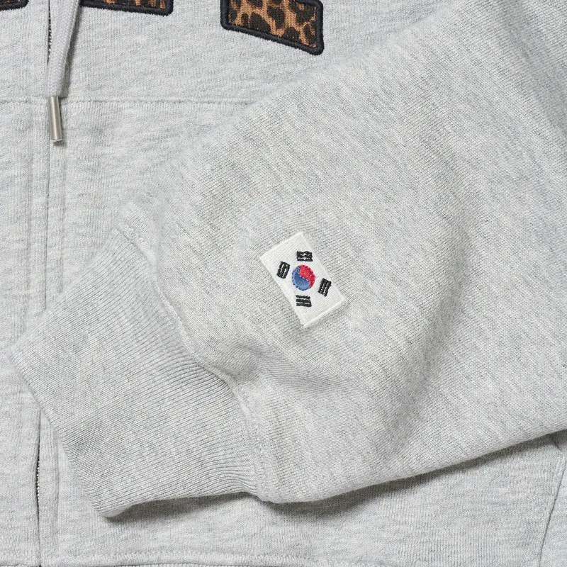 Complex Katseye Hoodie - Image 4