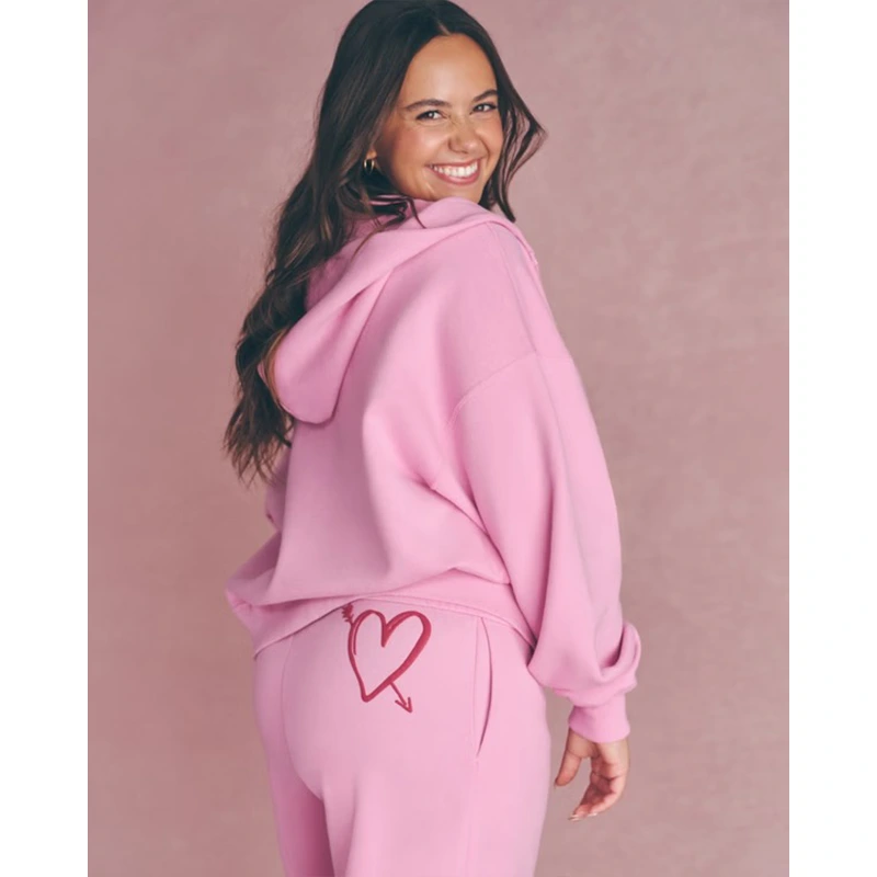 Hollister Girls Feel Good Easy Zip-Up Xoxo Graphic Hoodie - Image 5