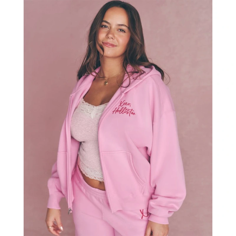 Hollister Girls Feel Good Easy Zip-Up Xoxo Graphic Hoodie - Image 4