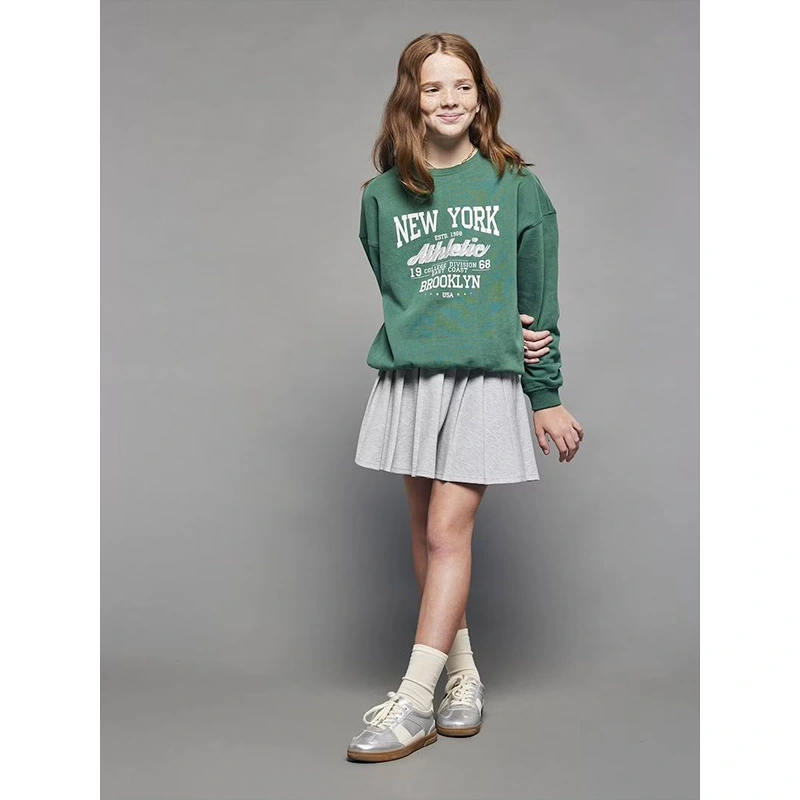 Jade New York Sweatshirt with Round Neckline and Color Blocking - Image 6