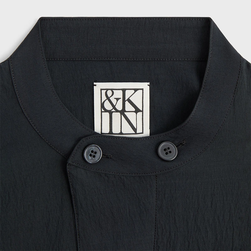 &Kin Wrinkle Cupro Black Leven Shirt - Image 3