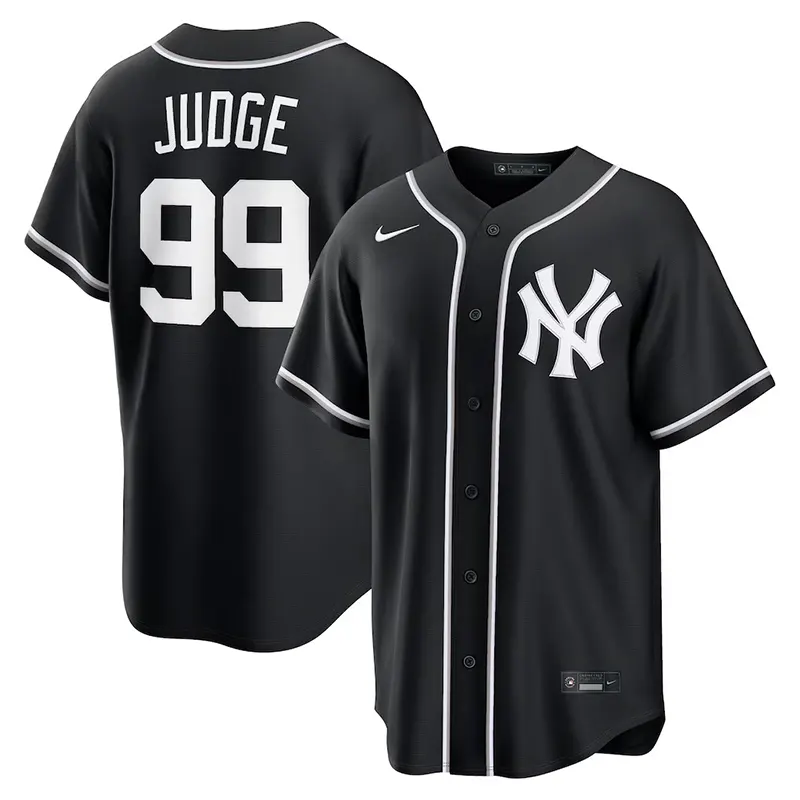 MLB Mens New York Yankees Aaron Judge Nike Black Out Jersey