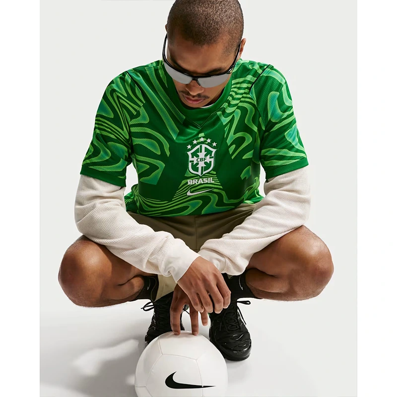 Men's Nike Brazil 2026 Stadium Goalkeeper Short-Sleeve Jersey - Image 2