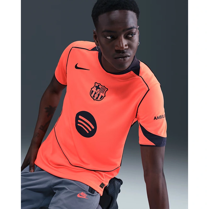Mens Nike F.C. Barcelona 2025/26 Dri-FIT Total 90 Shirt - Image 3