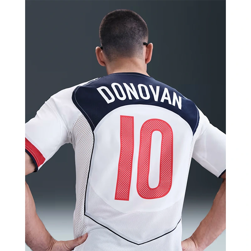 Mens Nike Landon Donovan USMNT 2004 Total 90 Reissue Jersey - Image 2