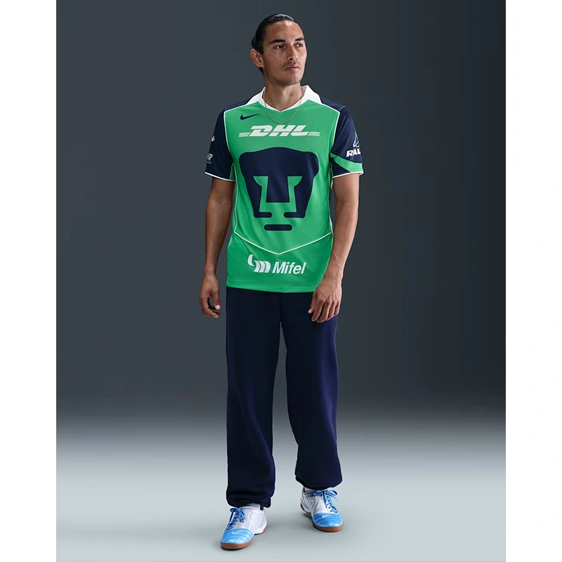 Mens Nike Pumas UNAM 2025/26 Total 90 Stadium Third - Image 4