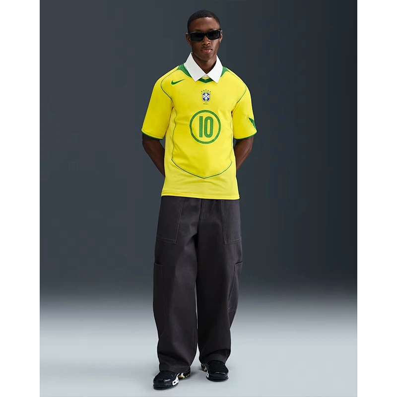 Mens Nike Ronaldinho Brazil 2004 Total 90 Reissue Shirt - Image 4