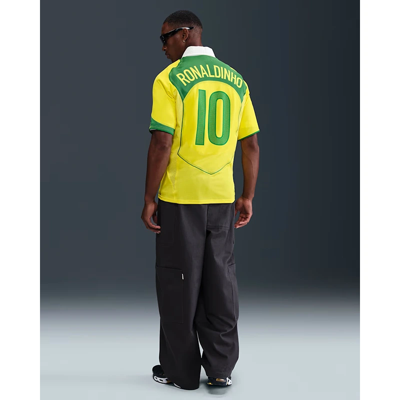 Mens Nike Ronaldinho Brazil 2004 Total 90 Reissue Shirt - Image 5