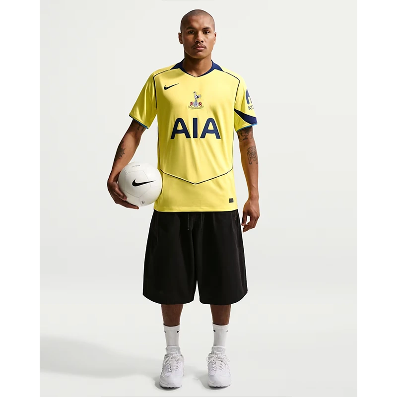 Mens Nike Tottenham Hotspur 2025/26 Dri-FIT Total 90 Shirt - Image 4