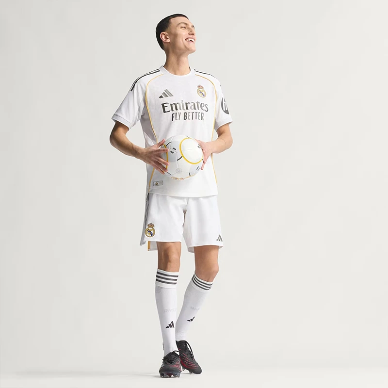 Adidas Men's Real Madrid 25/26 Home Jersey - Image 10