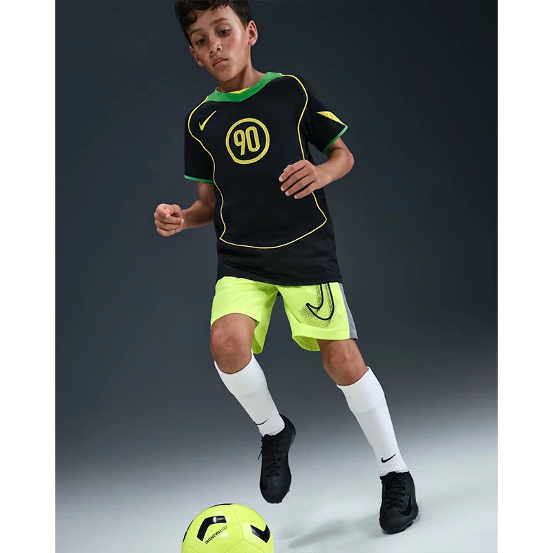 Nike Black Total 90 Older Kids Dri-FIT Soccer Jersey - Image 3