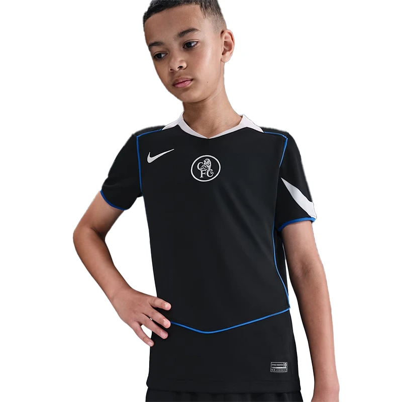Nike Chelsea F.C. 2025/26 Older Kids Dri-FIT Total 90 Shirt