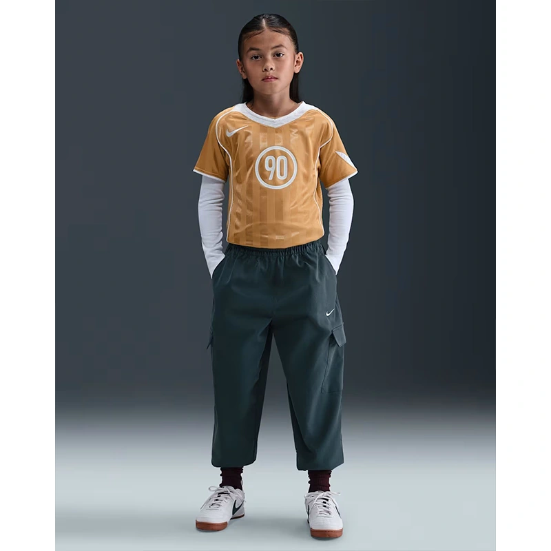 Nike Club Gold Total 90 Older Kids Dri-FIT Soccer Jersey - Image 4