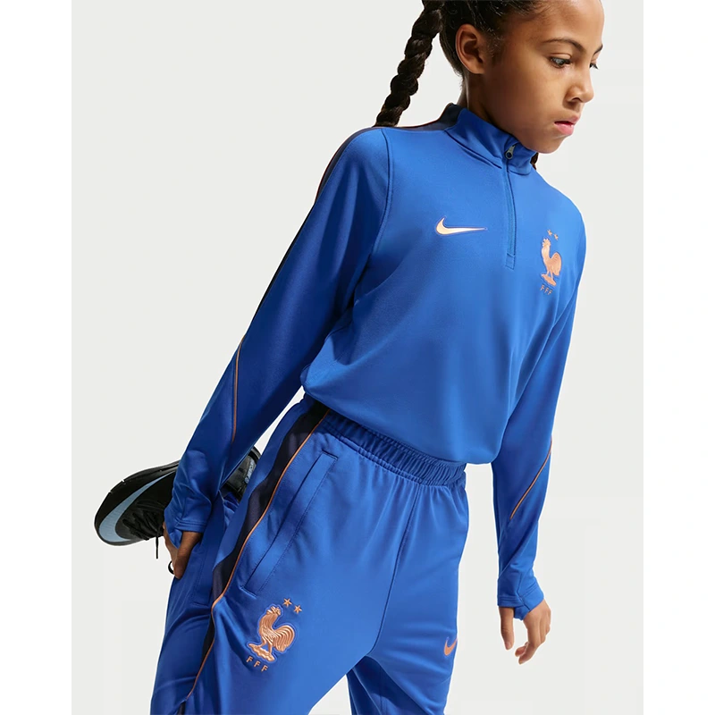 Nike FIFA World Cup 2026 FFF Strike Older Kids Dri-FIT Football Drill Top - Image 3