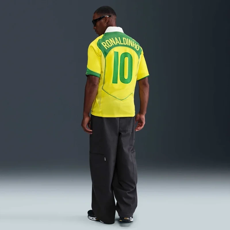 Nike FIFA World Cup Ronaldinho Brazil 2004 Total 90 Reissue Shirt - Image 5
