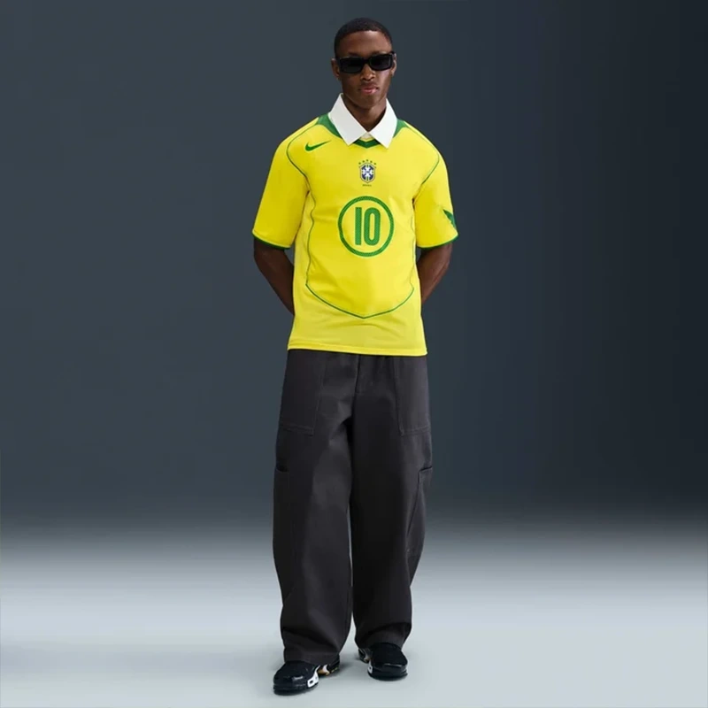 Nike FIFA World Cup Ronaldinho Brazil 2004 Total 90 Reissue Shirt - Image 4