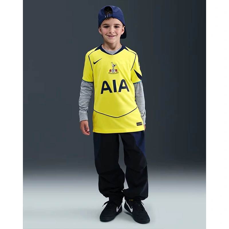Nike Tottenham Hotspur 2025/26 Older Kids Dri-FIT Total 90 Shirt - Image 4