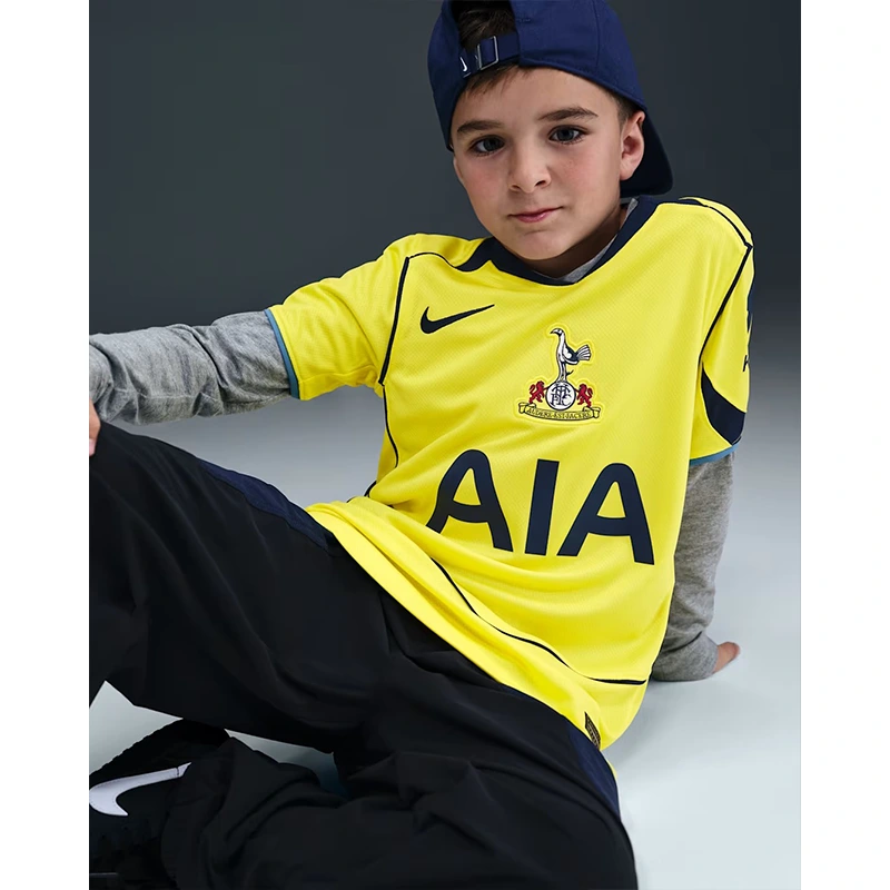 Nike Tottenham Hotspur 2025/26 Older Kids Dri-FIT Total 90 Shirt - Image 2