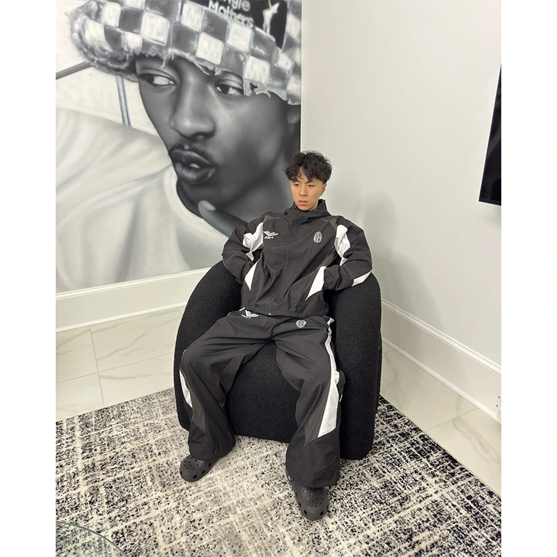 Vier Tracksuit - Image 4