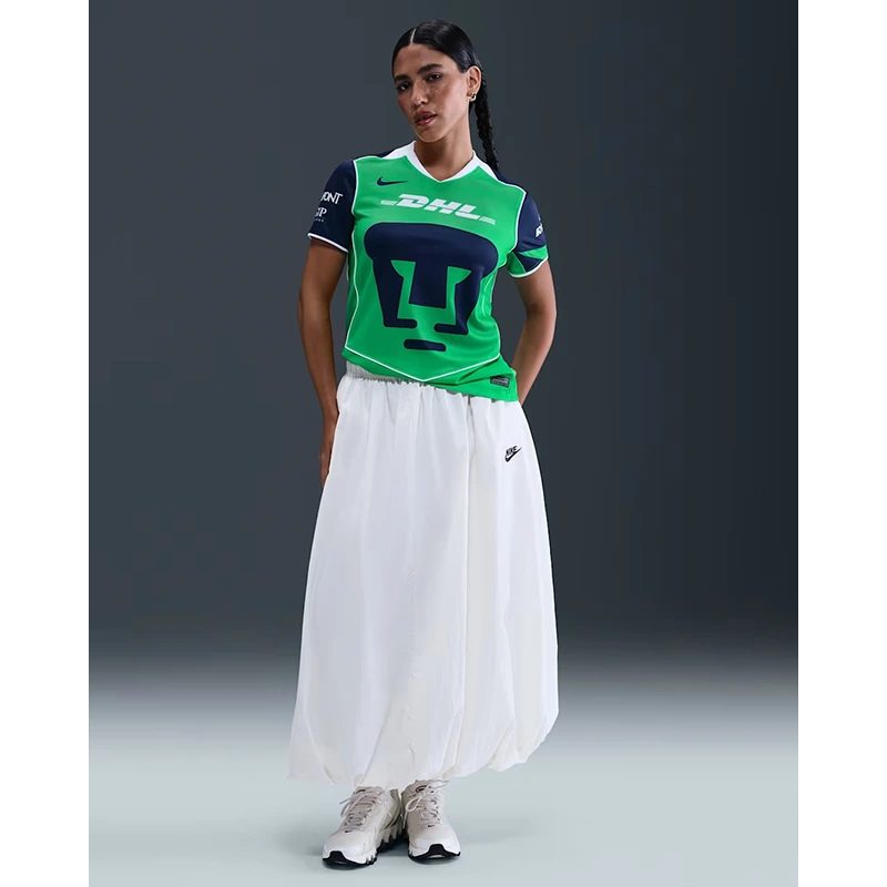 Womens Nike Pumas UNAM 2025/26 Total 90 Soccer Jersey - Image 4