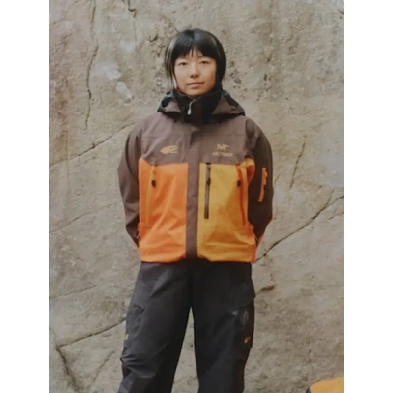 BEAMS x Arc?teryx Theta AR Jacket - Image 3