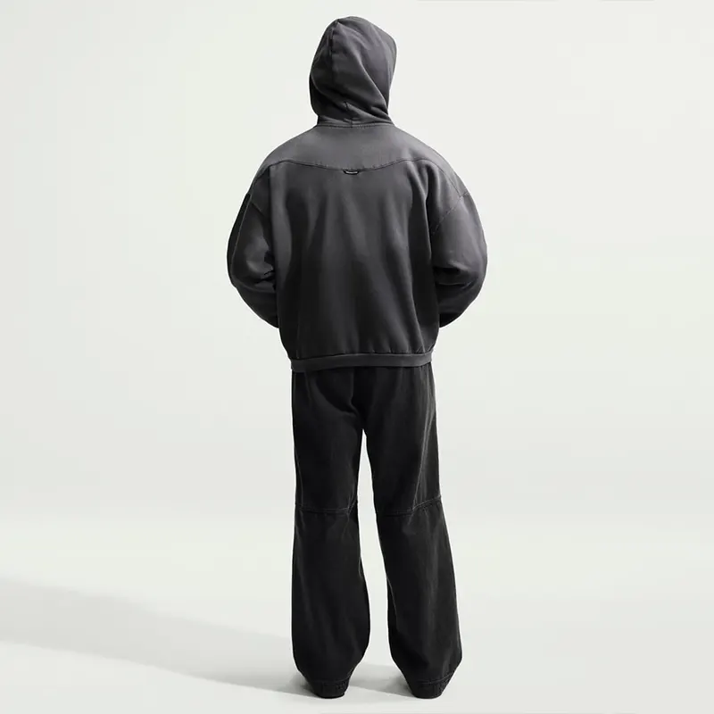 Nike x NBA New York Knicks 2026 Standard Issue Travel Washed Hoodie - Image 9