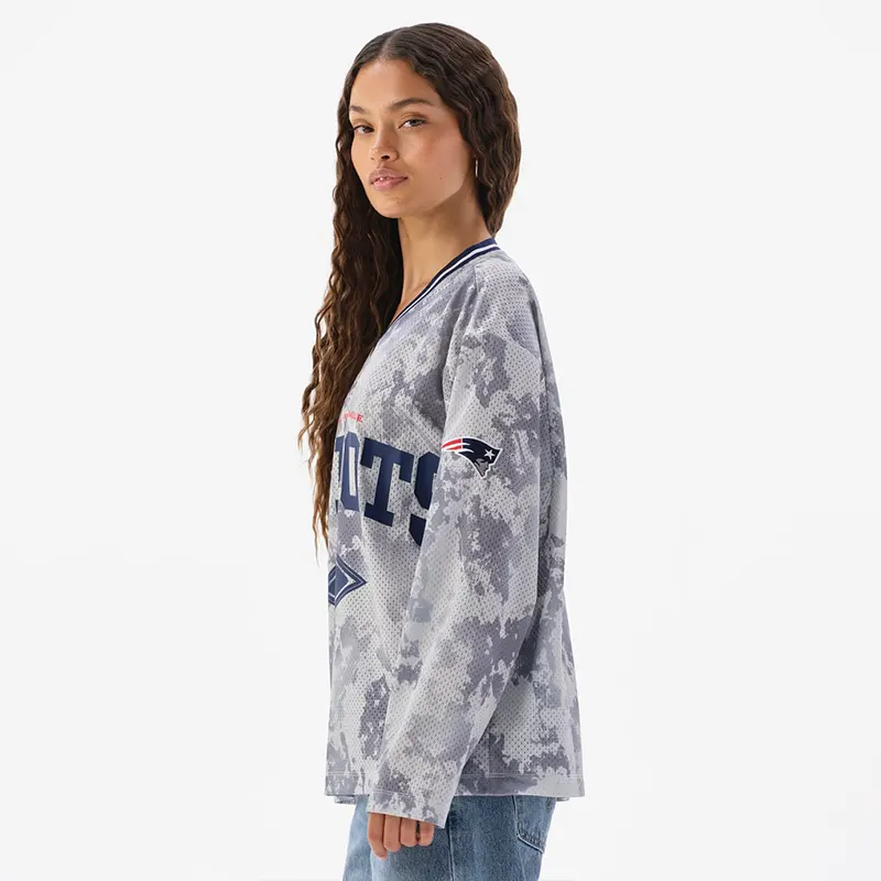 Off Season x NFL New England Patriots Camo Mesh Long Sleeve V-Neck Top - Image 7
