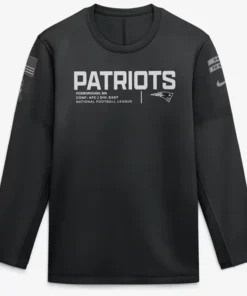 Patriots 2026 Salute to Service Crewneck Sweatshirt